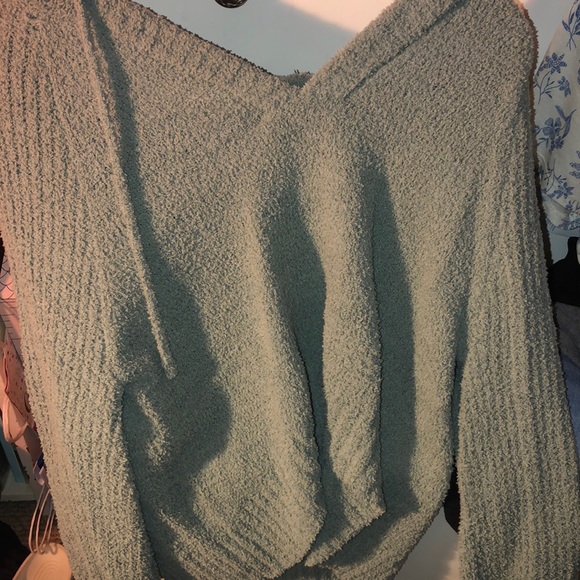 A green fuzzy warm hooded sweater - Picture 2 of 4